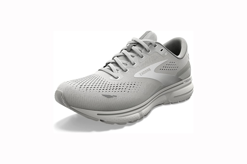 Brooks Ghost 15 sneakers