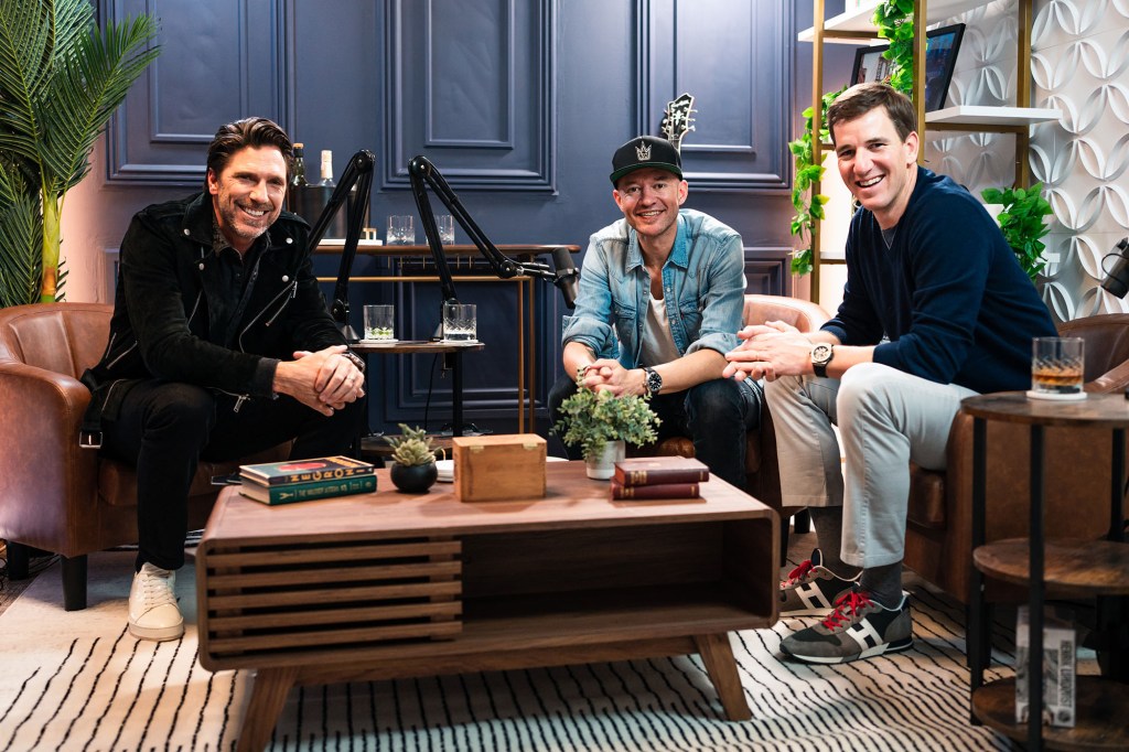 Henrik Lundqvist and his co-host Jay Liddell kick off their new podcast Club30 with Eli  Manning as their first guest. 