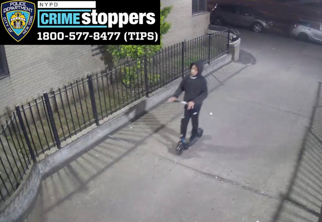 A screengrab of one of the suspects in a Bronx subway robbery. 