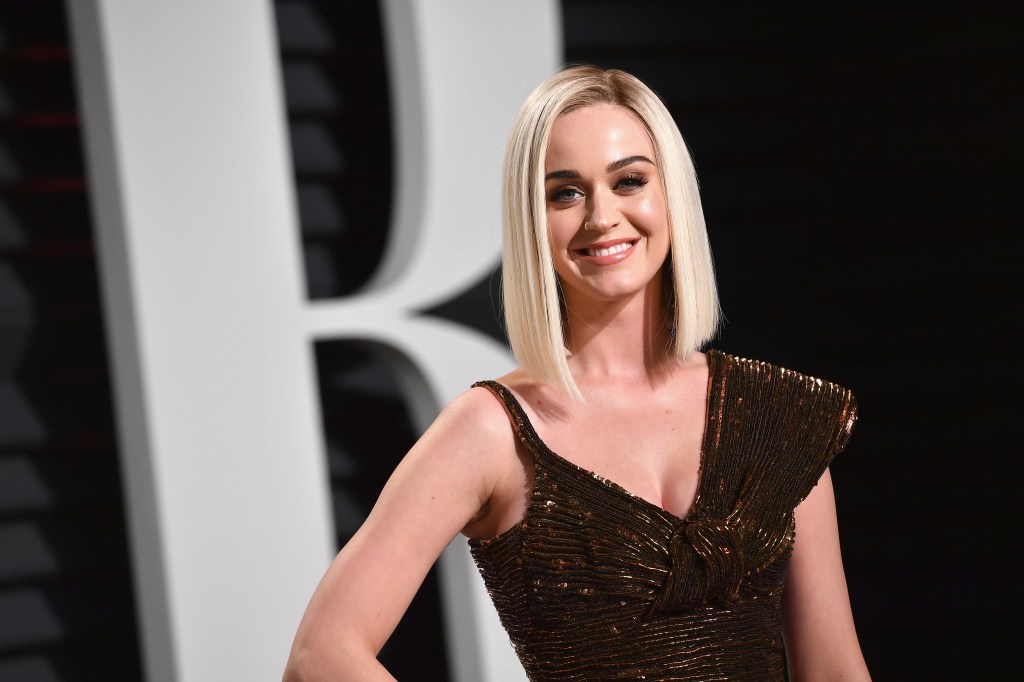 BEVERLY HILLS, CA - FEBRUARY 26:  Singer-songwriter Katy Perry attends the 2017 Vanity Fair Oscar Party hosted by Graydon Carter at Wallis Annenberg Center for the Performing Arts on February 26, 2017 in Beverly Hills, California.  (Photo by Pascal Le Segretain/Getty Images)