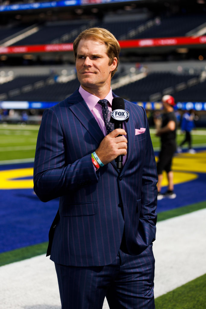 Greg Olsen said he wants to make it awkward for Fox Sports to drop him from the top announce team for Tom Brady.