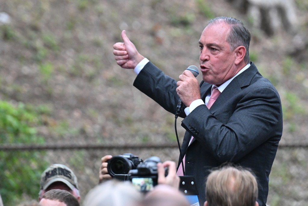 Staten Island BP Vito Fossella speaking to the crowd.