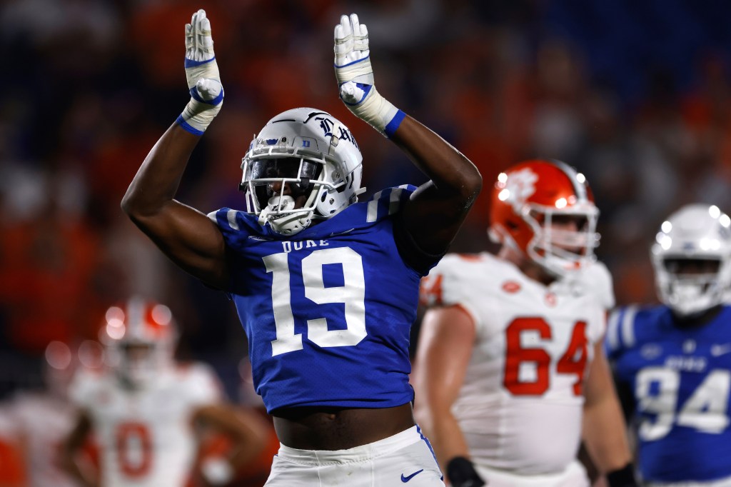 Vincent Anthony Jr. reacts following a defensive stop against the Clemson Tigers.