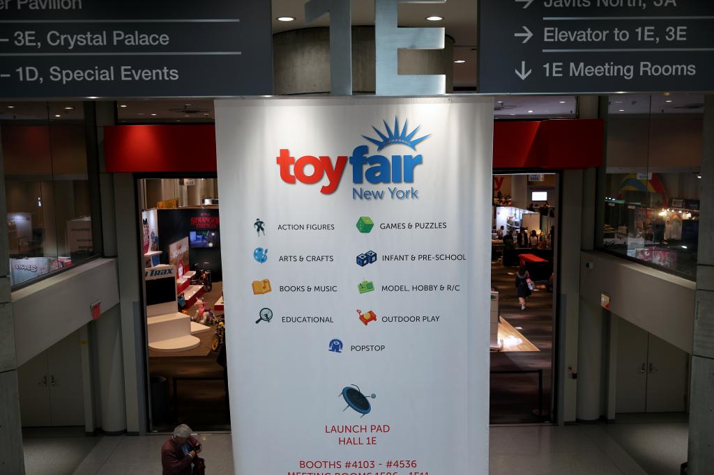 Toy Fair sign