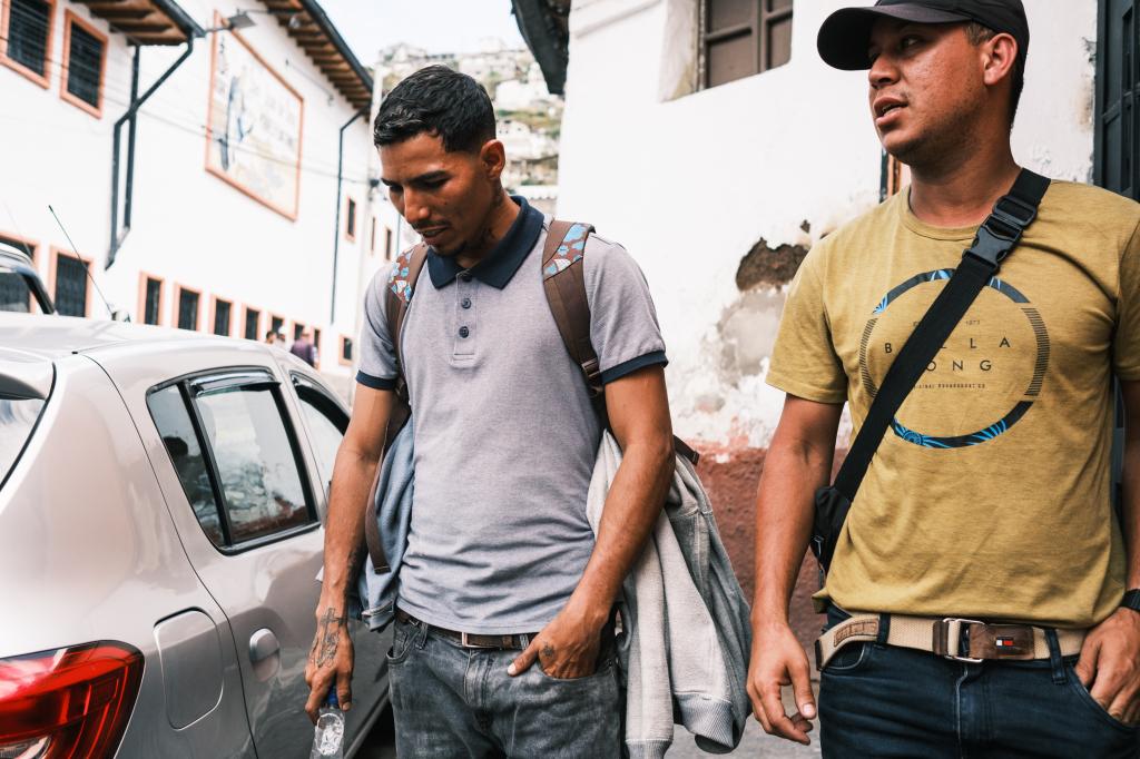 Migrants Samuel and Tony in Ecuador