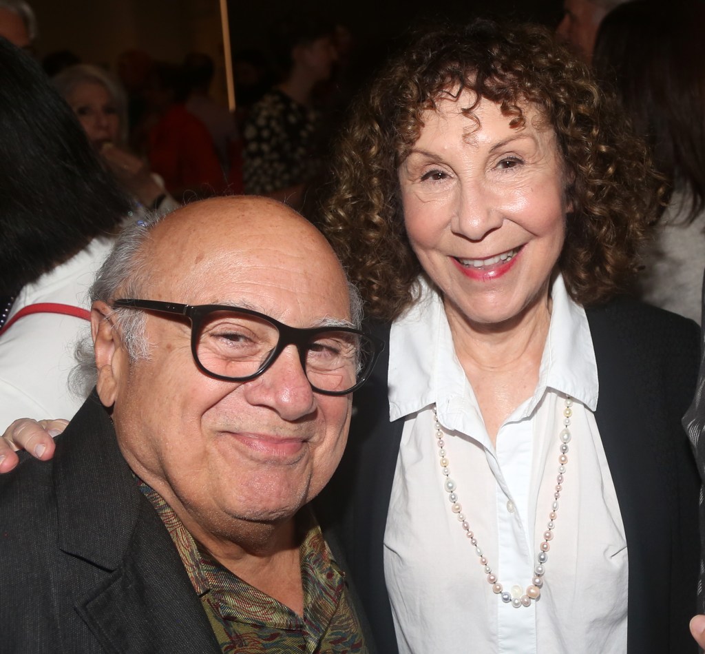  Danny DeVito and Rhea Perlman 