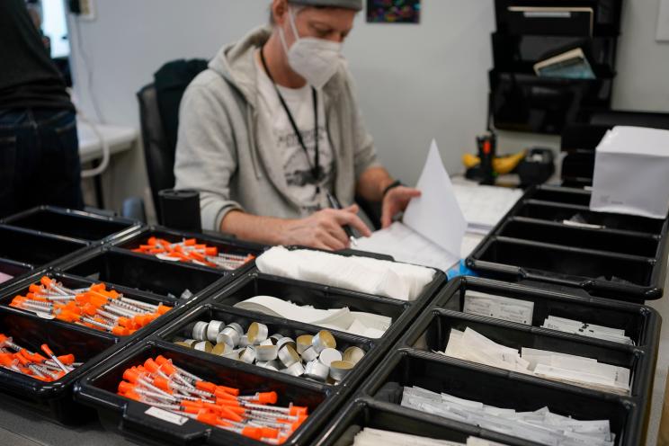 Needles seen at overdose prevention center