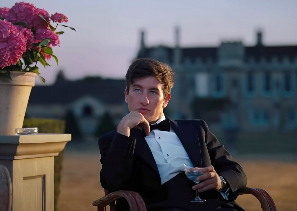 Barry Keoghan in a suit. 