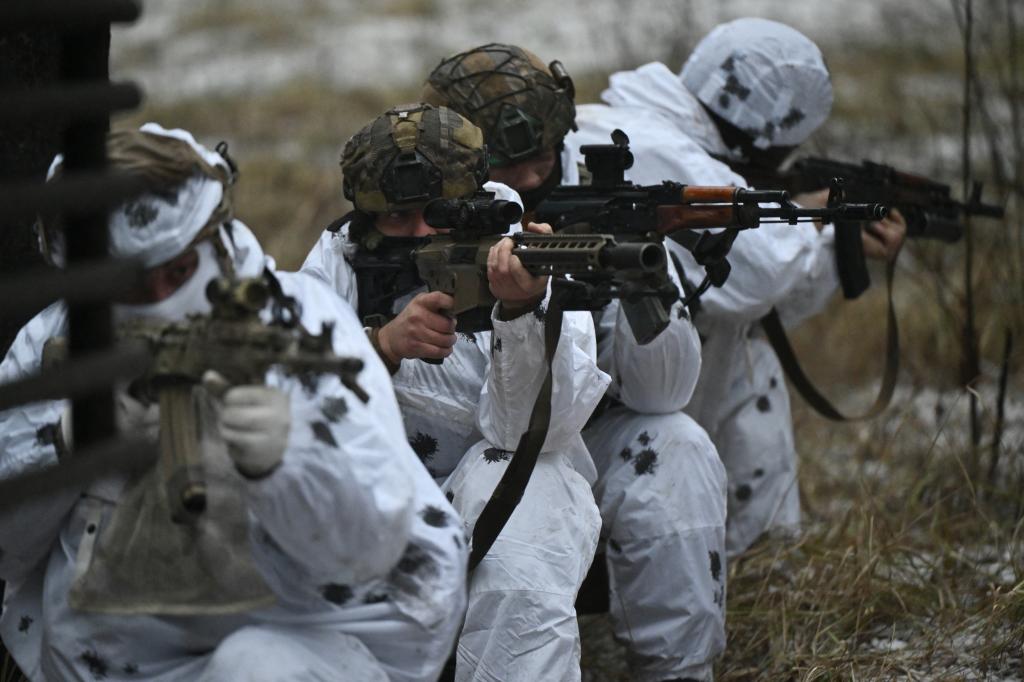 Ukrainian servicemen of the 43rd Mechanized Brigade take part in a military training in an undisclosed location in the Kharkiv region on December 1, 2023, amid the Russian invasion of Ukraine.