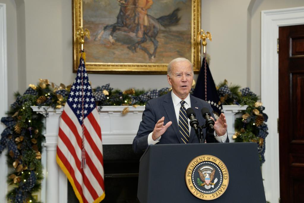 The interns' controversial letter accused the president and vice president of having "ignored" the "please of the American people."