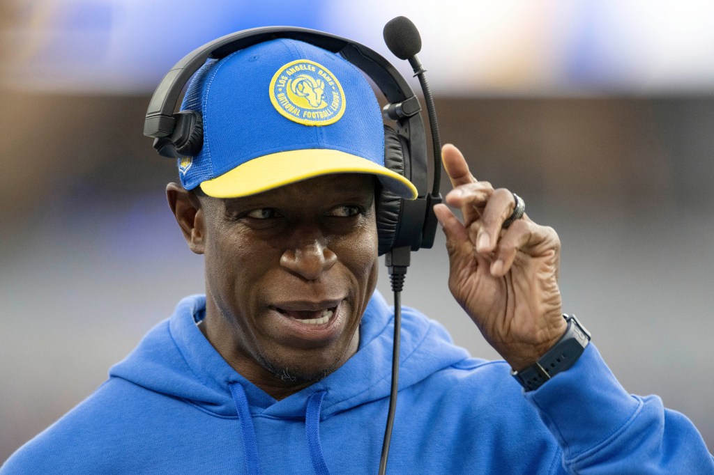  Rams defensive coordinator Raheem Morris during an NFL football game against the Cleveland Browns