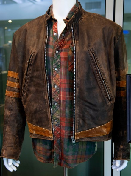 Wolverine's (Hugh Jackman) leather jacket and Shirt from "X-Men" (2000)