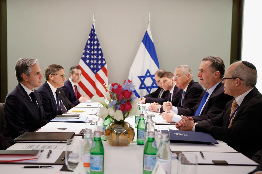 Antony Blinken meets with Israeli officials