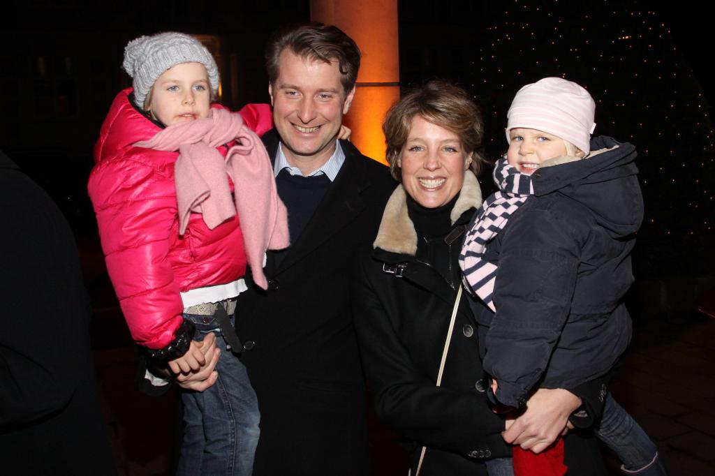 Johanna and Gretel with parents Christina Block and Stephan Hensel