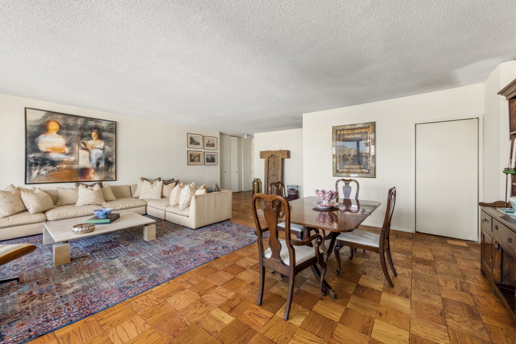 An adjoining dining area. 