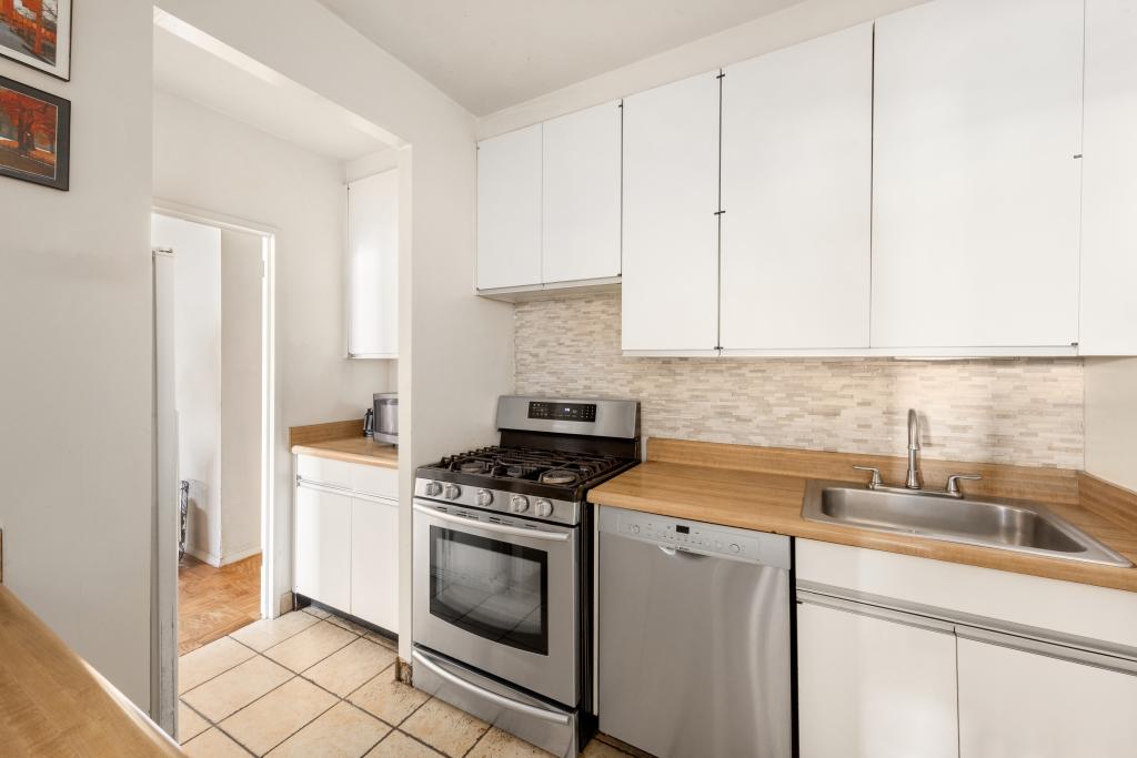 Interior of the kitchen. 