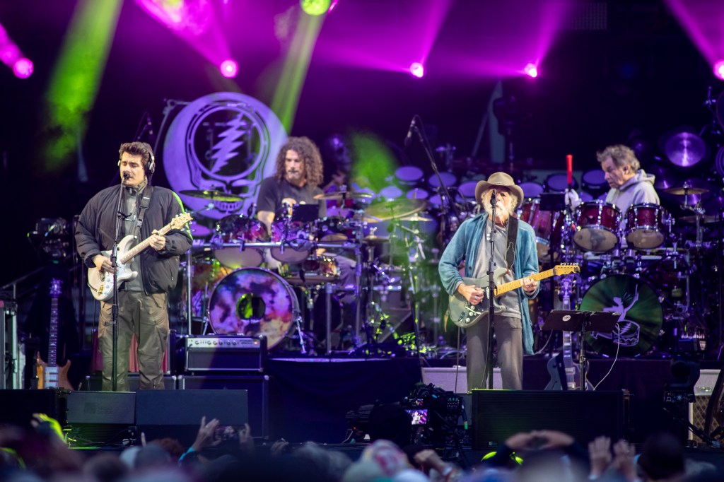 John Mayer, Jay Lane, Bob Weir and Mickey Hart of Dead & Company perform in San Francisco.