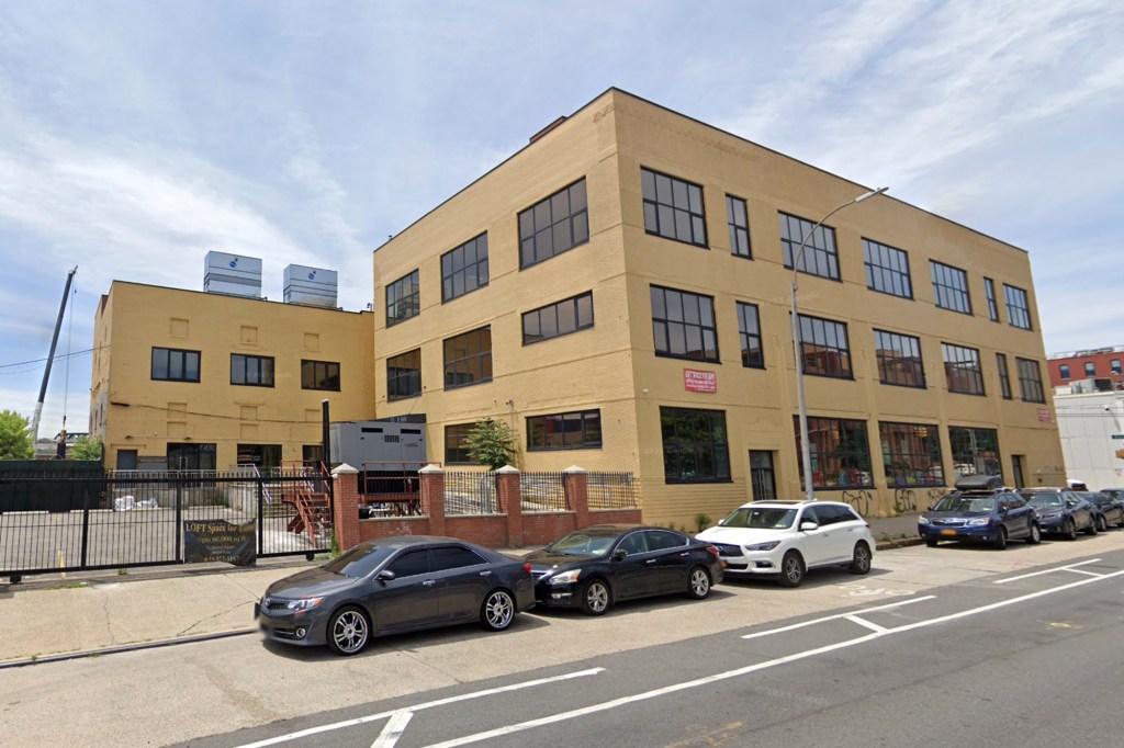 The site where the city is planning on building a 400-bed men's migrant shelter in Gowanus, Brooklyn.