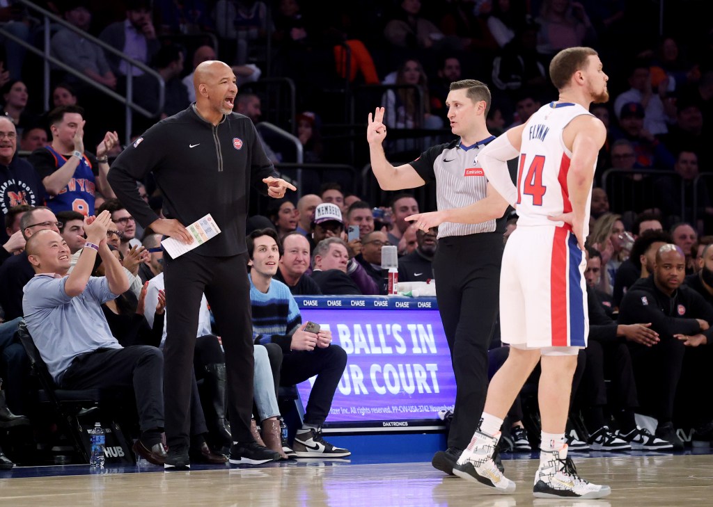 Monty Williams reacts to a call during the fourth quarter.