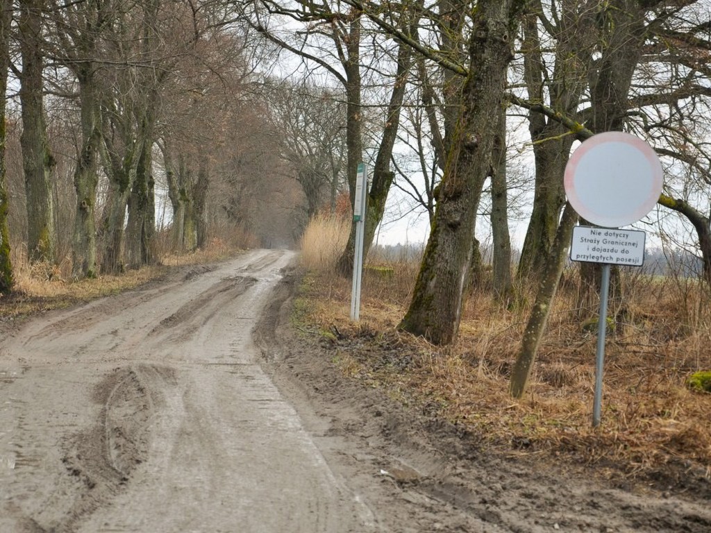 A sign seen along a road leading to the Polish-Russian border.