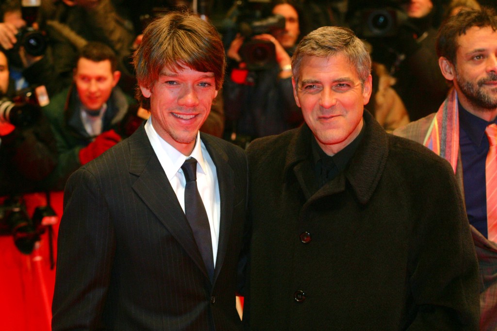 Stephen Gaghan and George Clooney arrive for the screening of "Syriana" in 2006. 