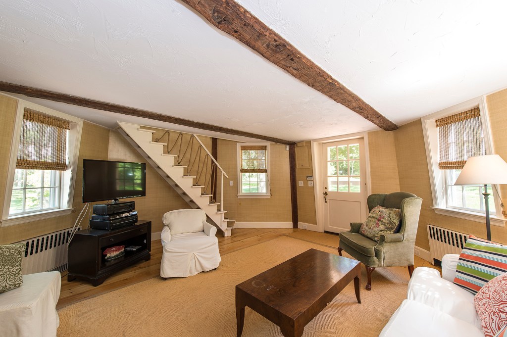 The living room, inside the windmill itself, is octagonal.