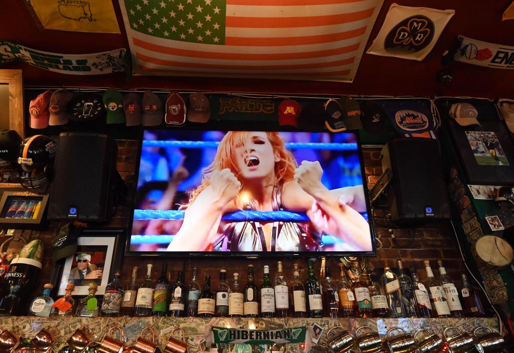 Becky Lynch in the WWE on TV at Hibernia Bar