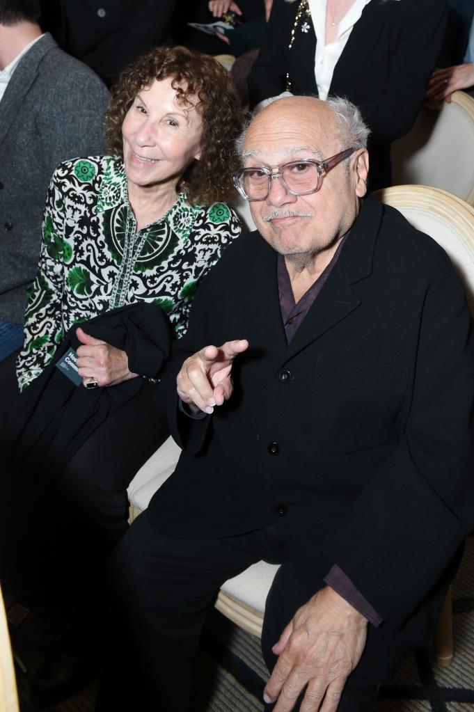 Rhea Perlman and Danny DeVito