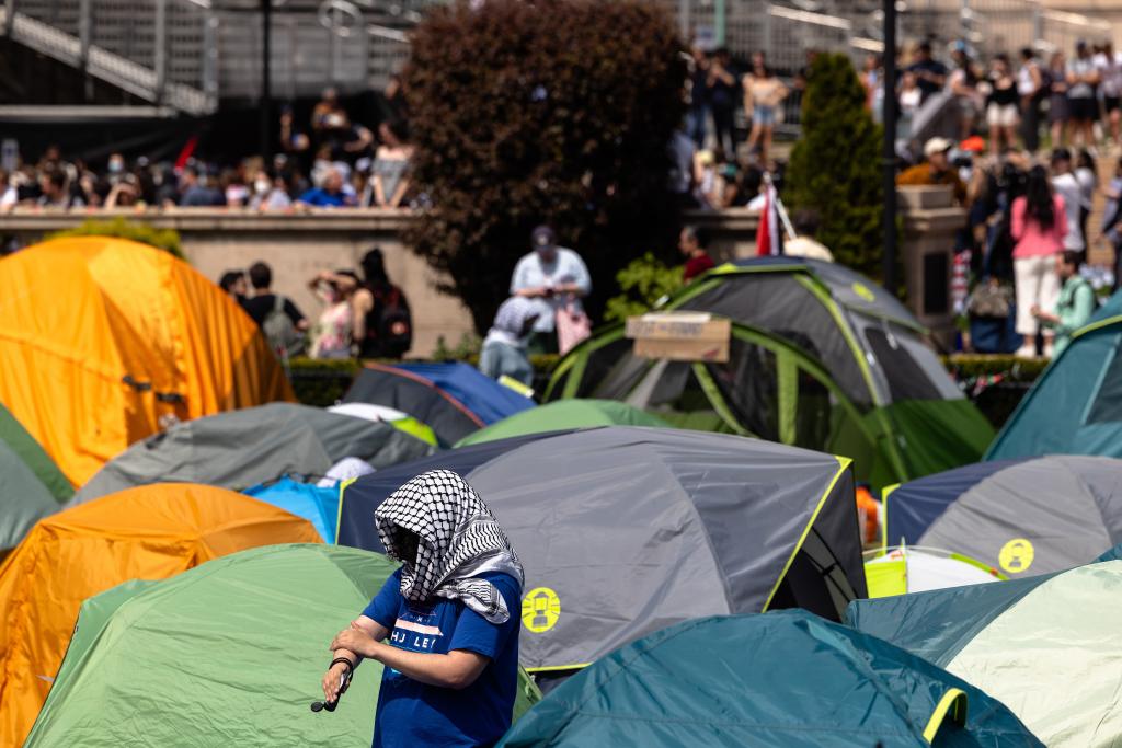 Tents on Columbia campus