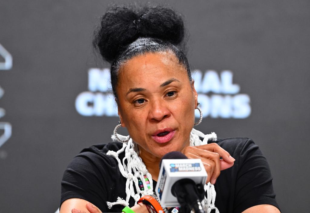 Had coach Dawn Staley of the South Carolina Gamecocks speaks to the media after beating the Iowa Hawkeyes in the 2024 NCAA Women's Basketball Tournament National Championship at Rocket Mortgage FieldHouse on April 7, 2024 in Cleveland, Ohio.  