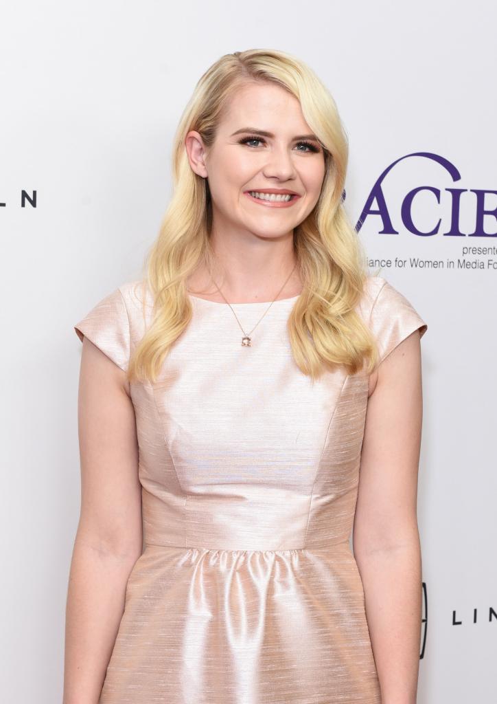 Elizabeth Smart smiling at the camera during the 43rd Annual Gracie Awards in Beverly Hills, California