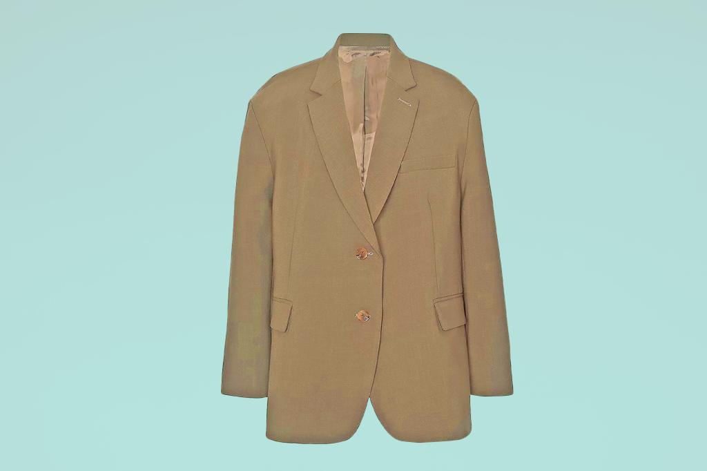 “My oversize blazer is a versatile piece for every occasion.” 