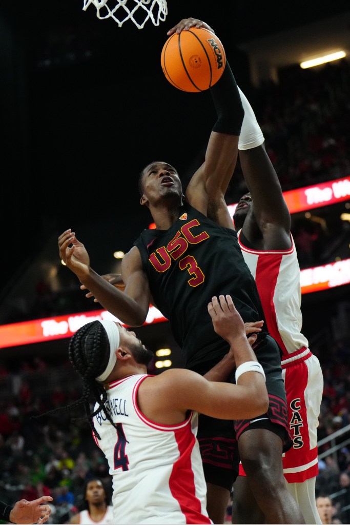 St. John's has landed USC big man Vince Iwuchukwu in the transfer portal.