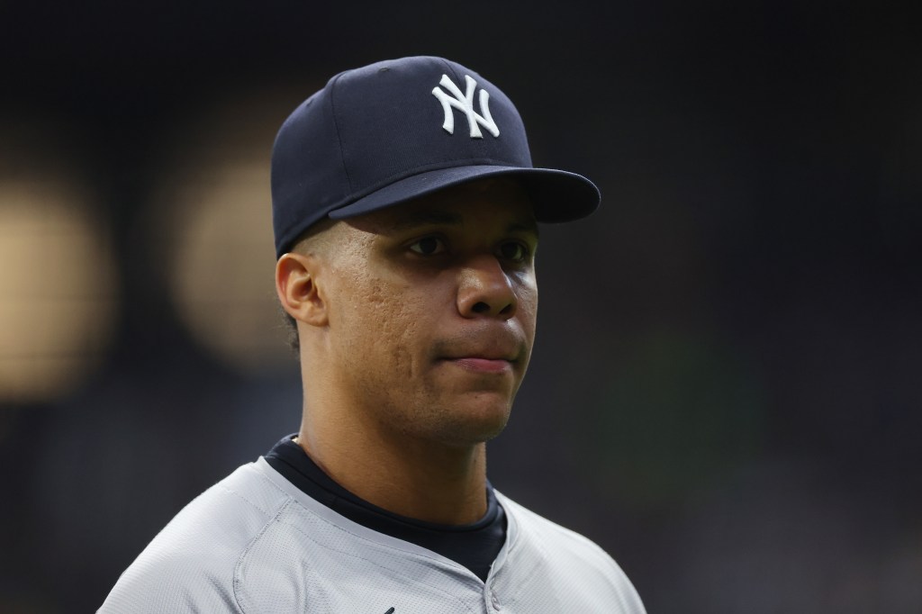 Juan Soto #22 of the New York Yankees walks to the dugout during a game against the Milwaukee Brewers at American Family Field on April 28, 2024 in Milwaukee, Wisconsin. 