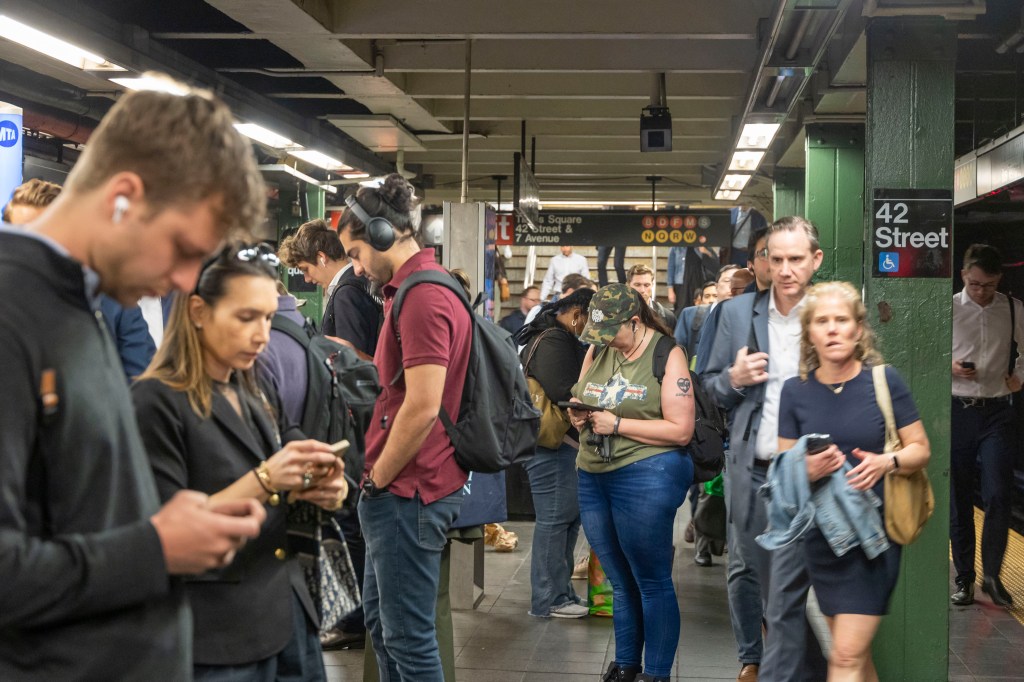 NYC commuters, 