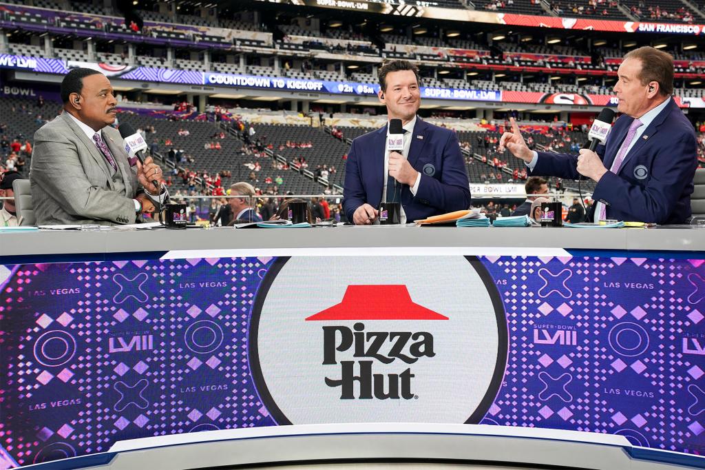 James Brown (left) speaks to Tony Romo and Jim Nantz before Super Bowl 2024.