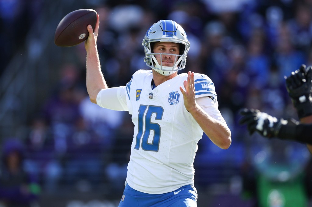 Jared Goff signed a four-year contract extension with the Lions in 2024.