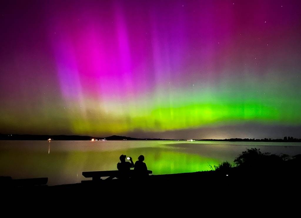 A photo of the Northern Lights taken on the shores of Fern Ridge reservoir west of Eugene, Oregon.