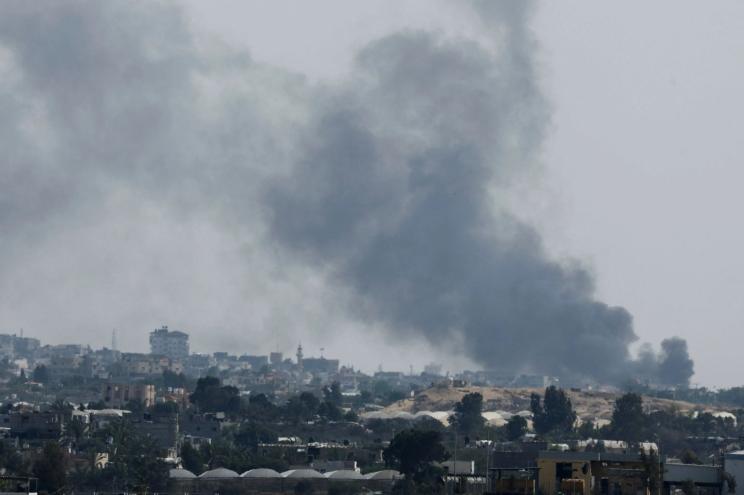 Smoke rising from buildings in Rafah after an Israeli strike on May 28, 2024.