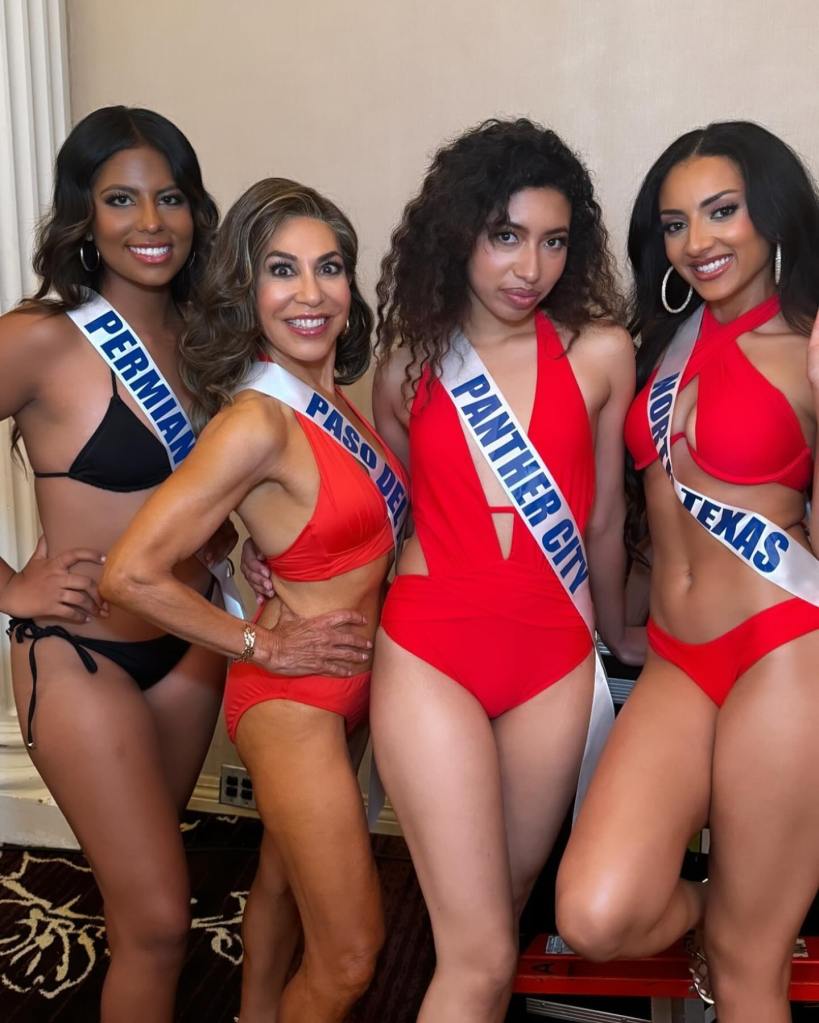 Teijo (second from left).