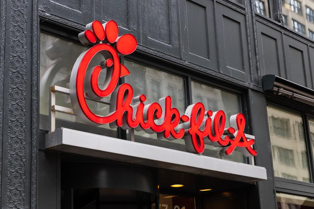 A summer camp run by a Chick-fil-A locaiton in Louisiana has drawn fire for allegedly promoting "child labor."