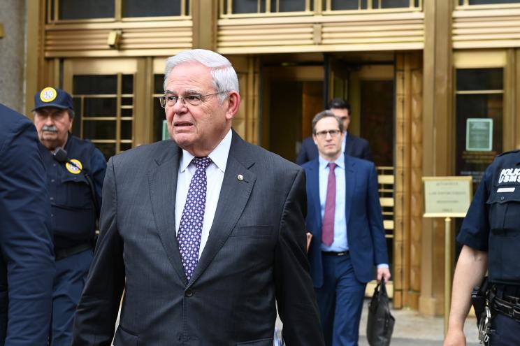 Sen. Bob Menendez leaves Federal Court in lower Manhattan following his 2nd day on trial for federal corruption charges.