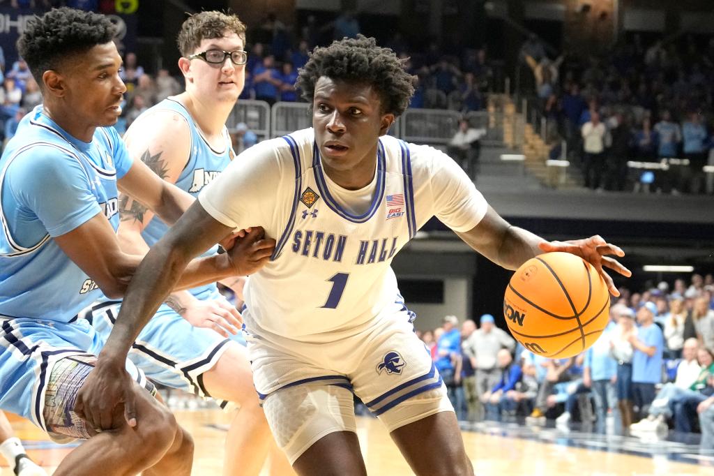 Kadary Richmond dribbles the ball during the NIT Final college basketball game against the against the Indiana State Sycamores at Hinkle Fieldhouse on April 4, 2024.