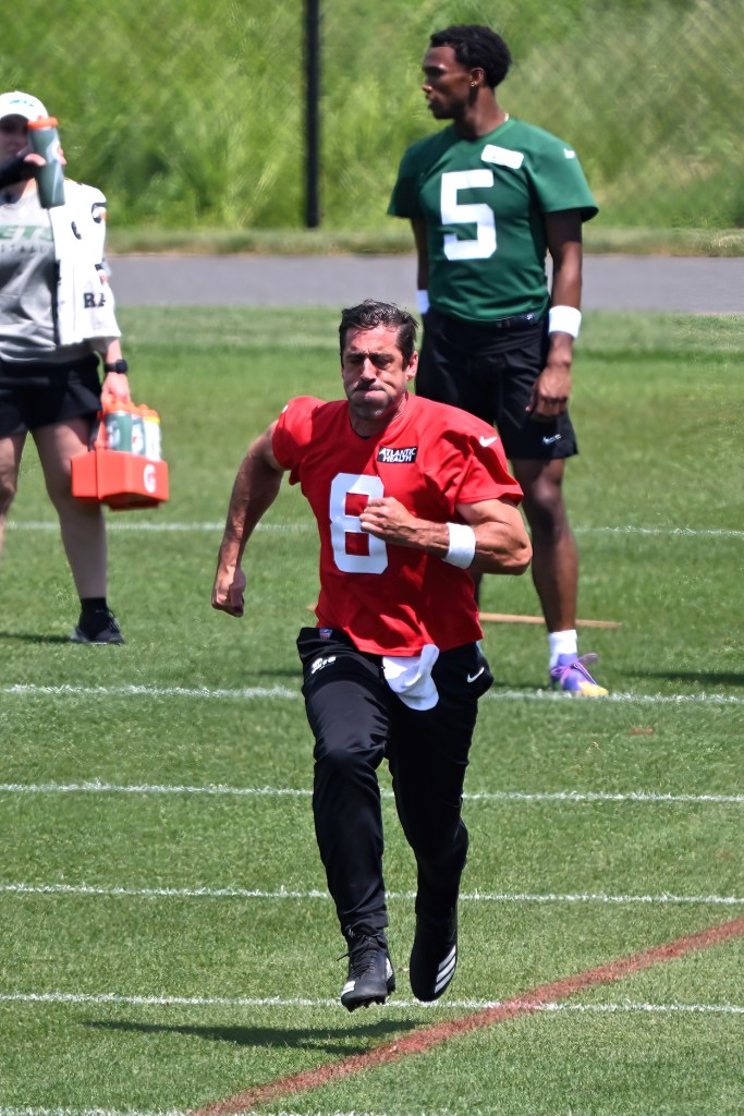 Aaron Rodgers at Jets OTAs on June 4, 2024.