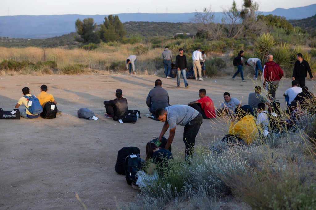 Mexican cartels are now offering VIP “travel agency” packages to help illegal immigrants sneak into the United States, according to reports.
