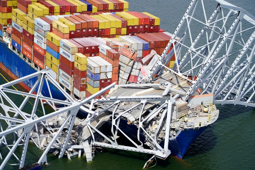 Collapse of Francis Scott Key Bridge. 