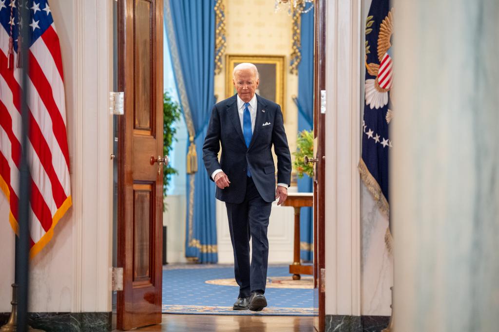  President Joe Biden arrives for a news conference following the Supreme Court's ruling on charges against former President Donald Trump that he sought to subvert the 2020 election.