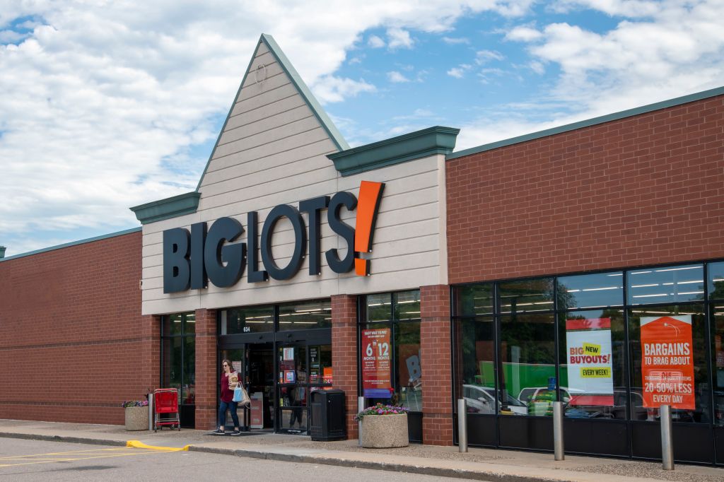 A Big Lots storefront.