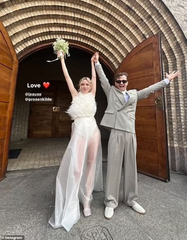 Bride Pernille August Rosenkilde and husband Jeppe.