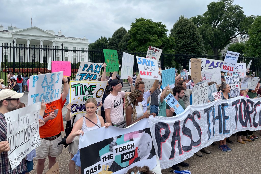 Protesters outside of the White House calling on Biden to drop out on July 20, 2024.